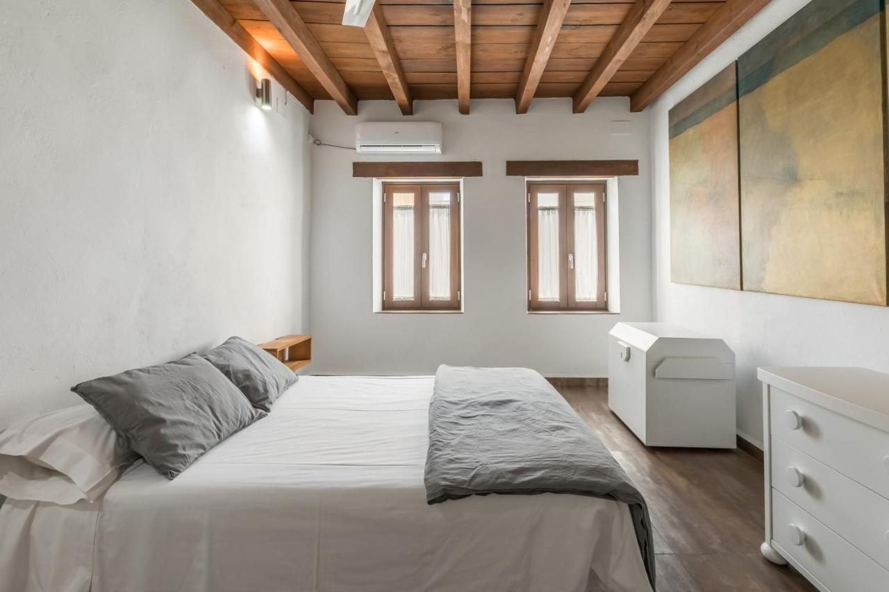 La Casa Del Alfarero Apartment Севиля Екстериор снимка