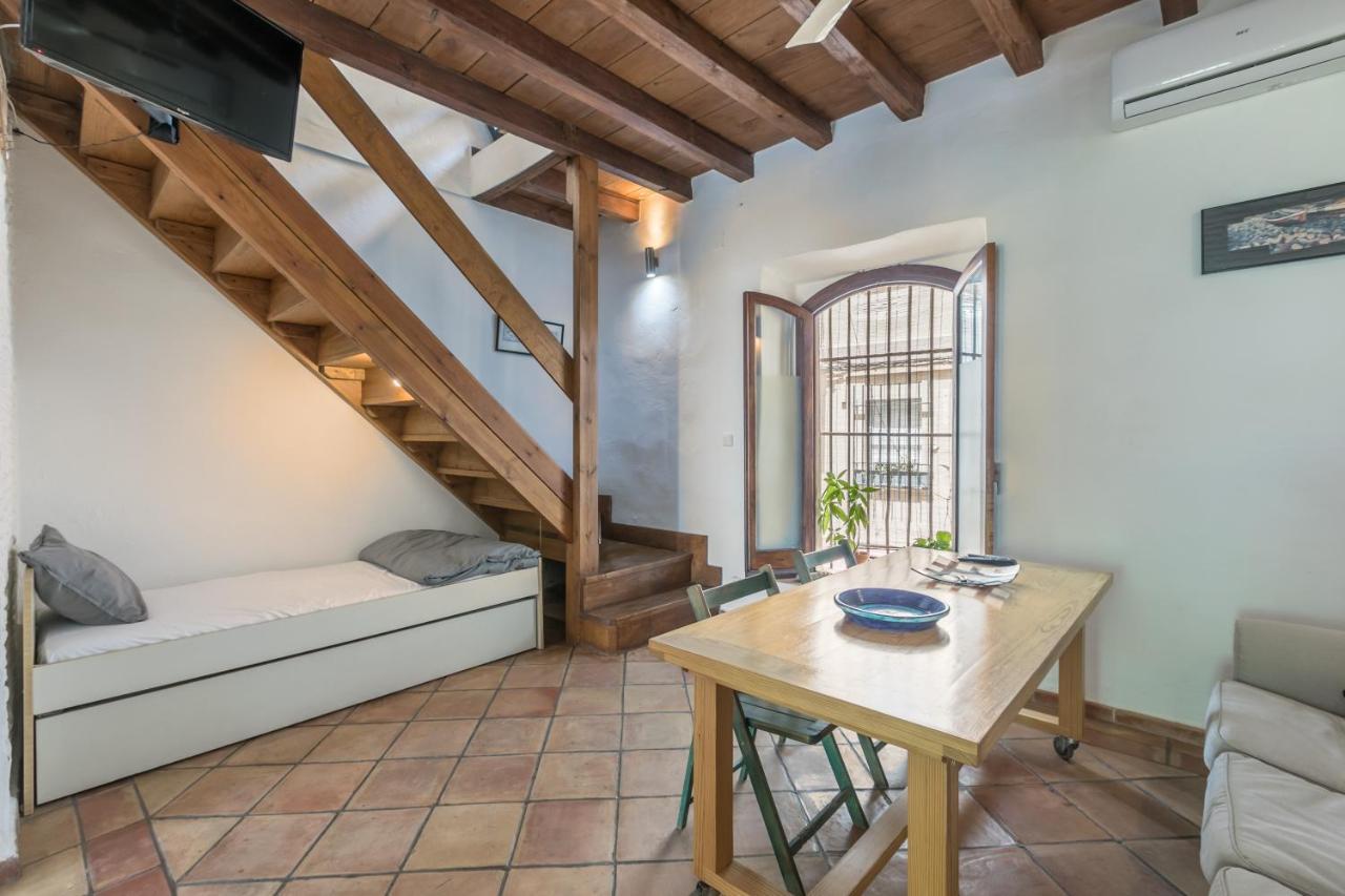 La Casa Del Alfarero Apartment Севиля Екстериор снимка